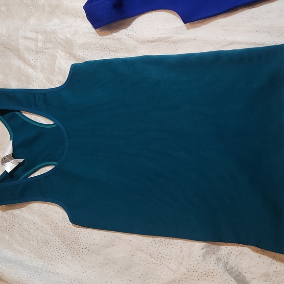 Colorful and new mix sleeveless tank top for women size S (2 pieces) - Picture 2 of 4